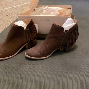 Lucky brand booties size 9 chocolate brown